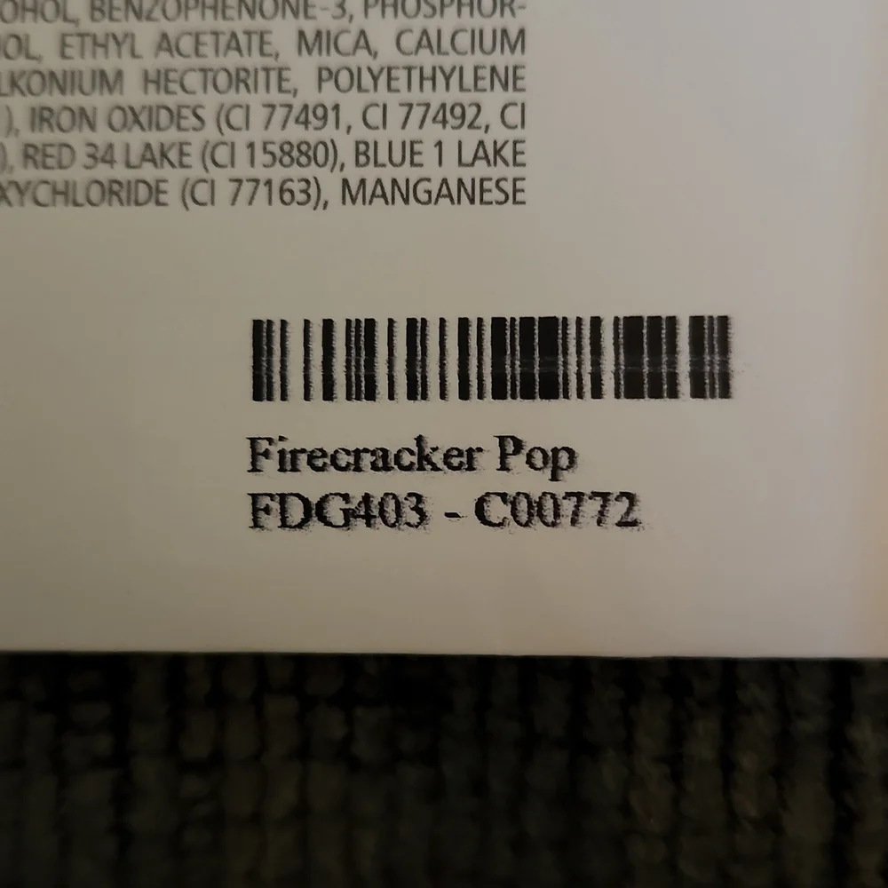 Color Street Firecracker Pop - Picture 3 of 4